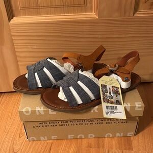 NWT TOMS Zoe Chambray Brown Suede Sandal